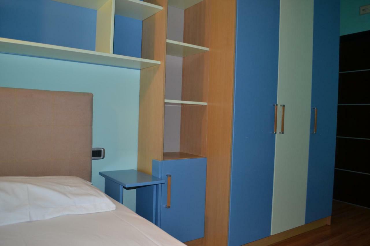 Penthouse Terrace 4 Bedrooms Apartment Vlorë エクステリア 写真